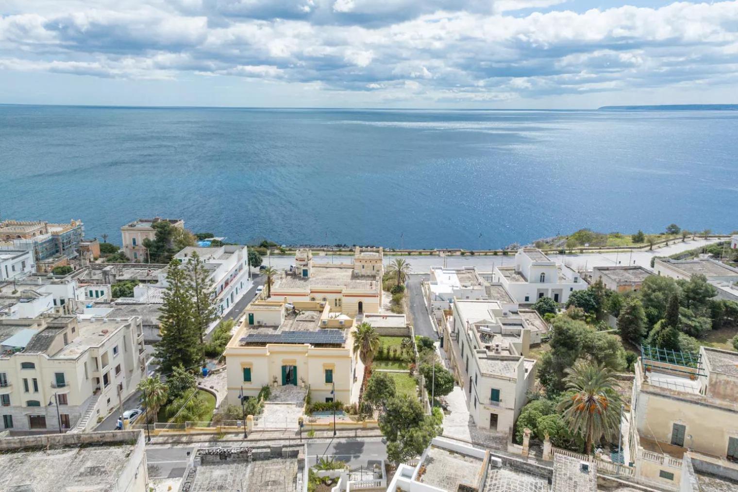 Villa Cesarea Dimora Di Charme 산타체사리텀 외부 사진