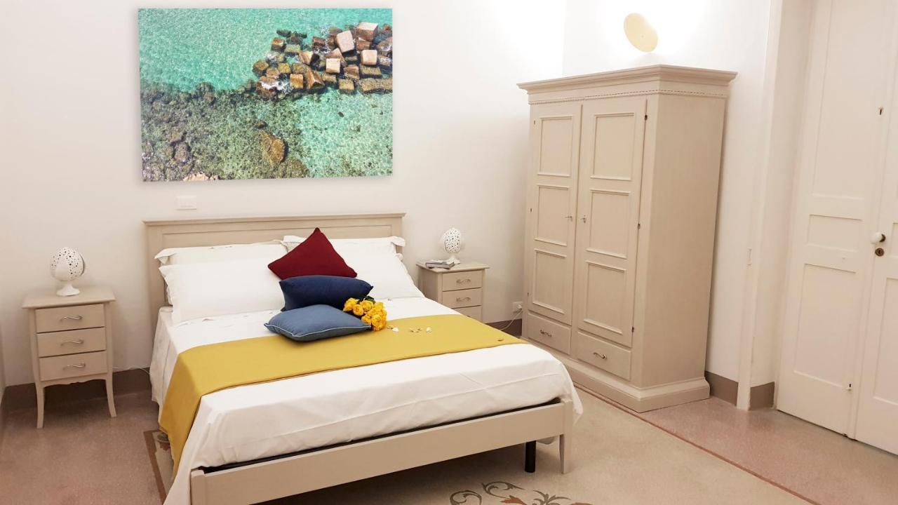 Villa Cesarea Dimora Di Charme 산타체사리텀 외부 사진
