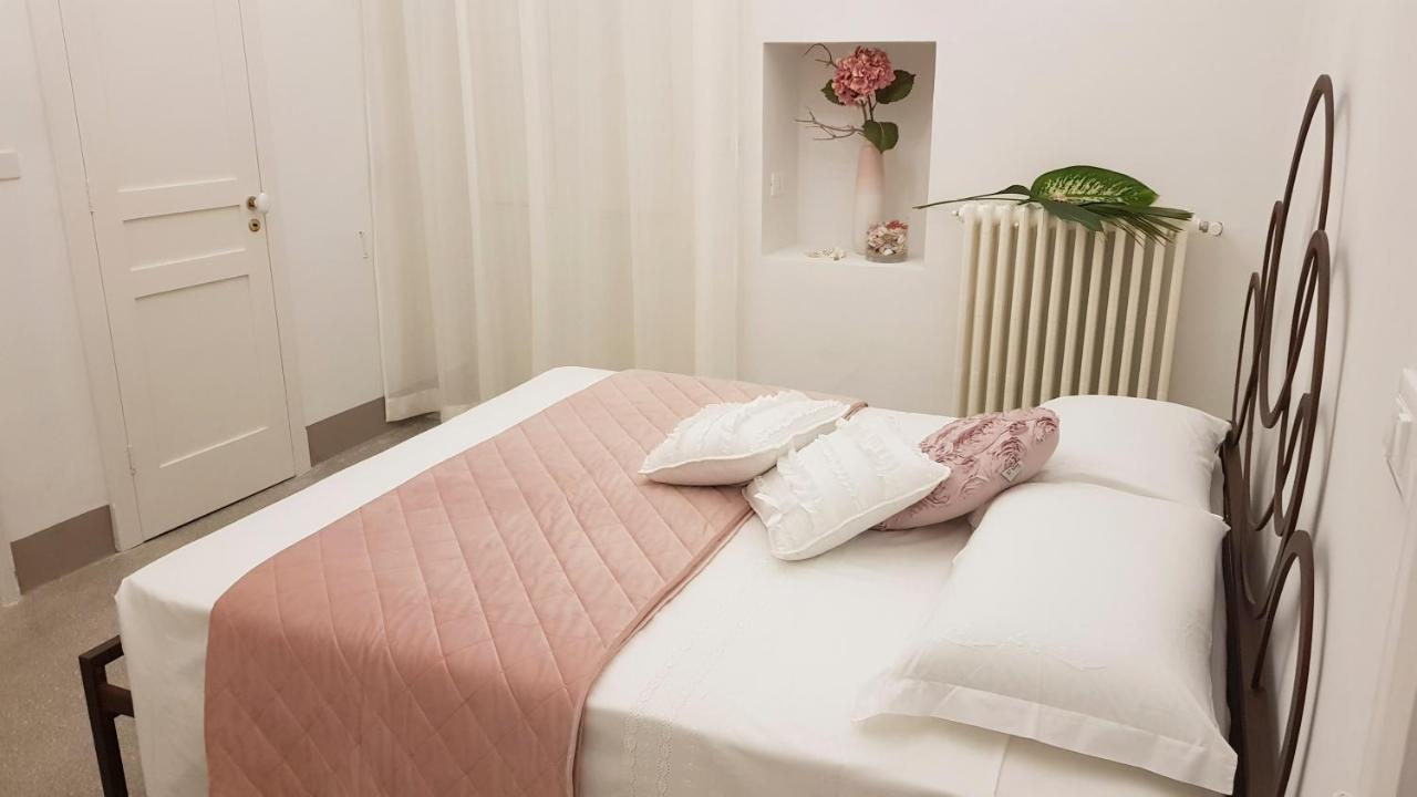 Villa Cesarea Dimora Di Charme 산타체사리텀 외부 사진