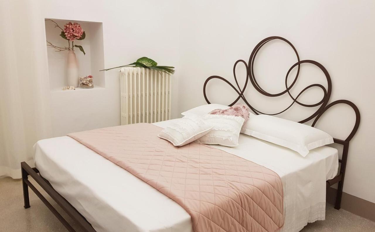 Villa Cesarea Dimora Di Charme 산타체사리텀 외부 사진