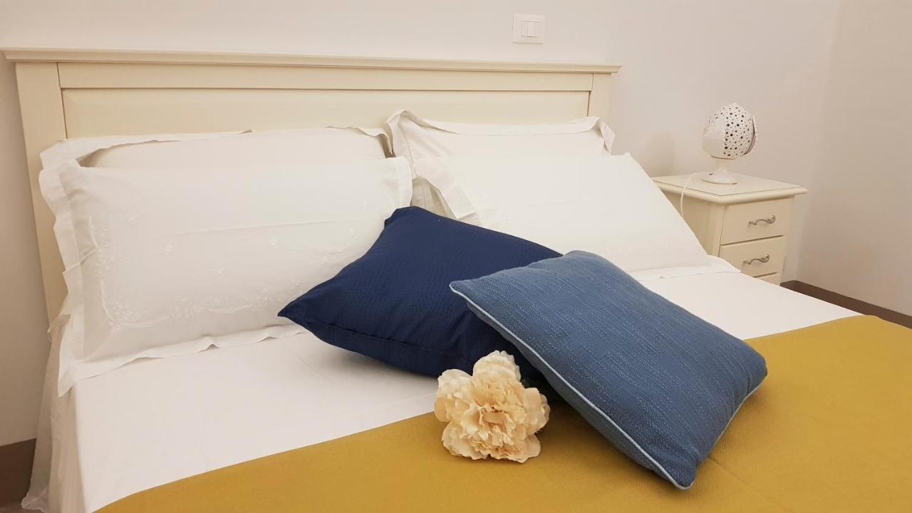 Villa Cesarea Dimora Di Charme 산타체사리텀 외부 사진