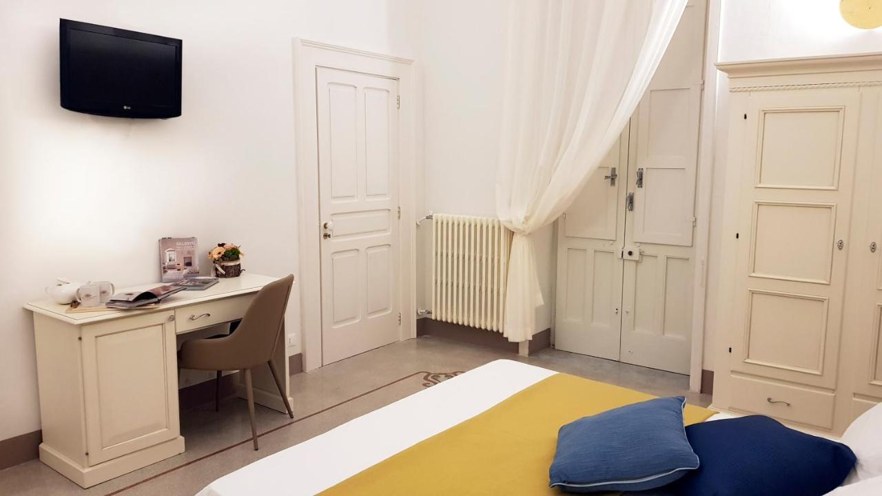 Villa Cesarea Dimora Di Charme 산타체사리텀 외부 사진